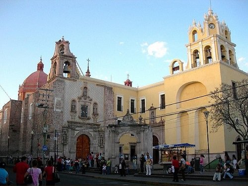 Paseo por Mexico Temple of San Diego in Aguascalientes