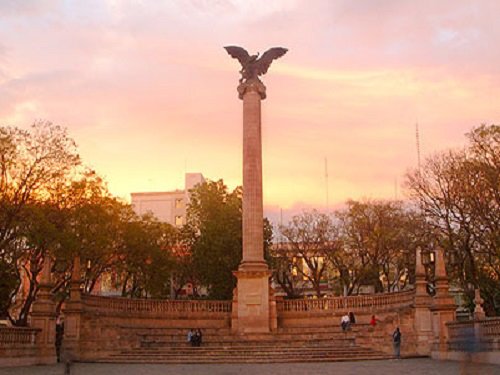 Paseo por Mexico Plaza de la Patria and Exedra of Aguascalientes