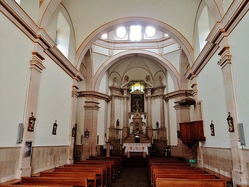 Paseo por Mexico Interior of Our Lady of Light Parish in El Llano