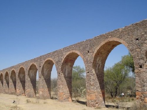 Paseo por Mexico Aqueduct (El Saucillo) in Rincon de Romos