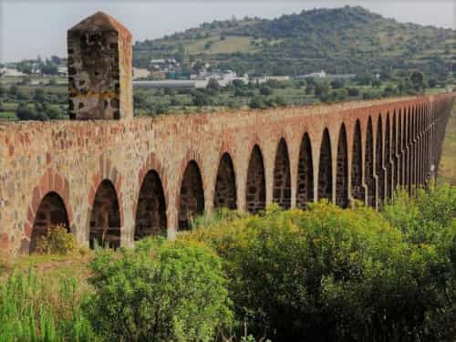 Paseo por Mexico Colorado Bridge in Aculco