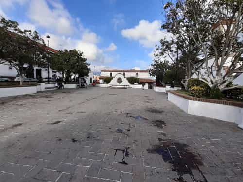 Paseo por Mexico Benito Juarez Square in Aculco