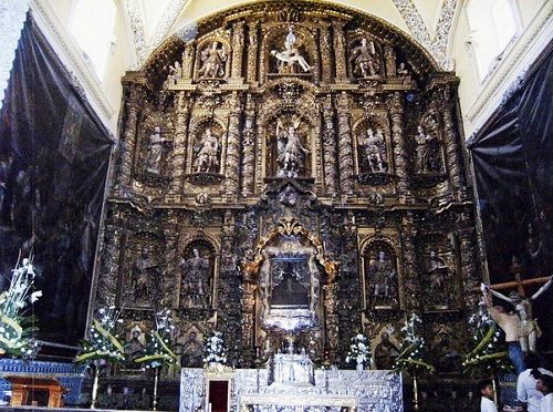 Paseo por Mexico Inside of the Sanctuary of the Virgin of Sorrows in Acatzingo