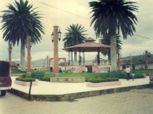 Paseo por Mexico Ahuazotepec main square