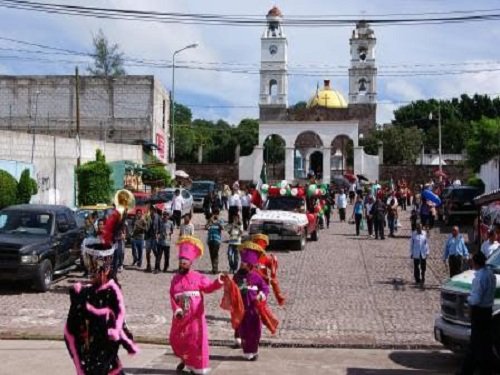 Paseo por Mexico Parish church of Ahuehuetitla