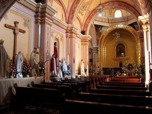 Paseo por Mexico Inside of the Parish Church dedicated to the Lord of Caculco in Ajalpan