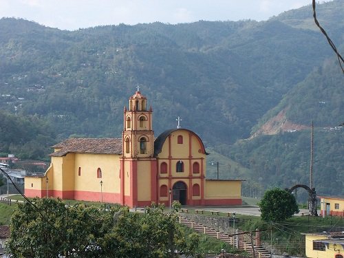 Paseo por Mexico Parish church dedicated to Saint Joseph Amixtlán