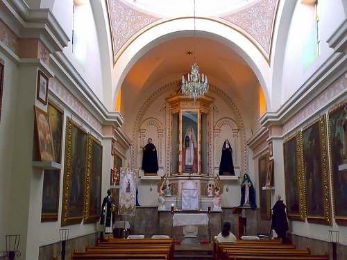 Paseo por Mexico Inside of the Parish of Saint Mary of the Assumption in Amozoc