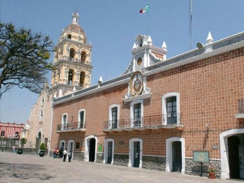 Paseo por Mexico Atlixco Municipal Palace