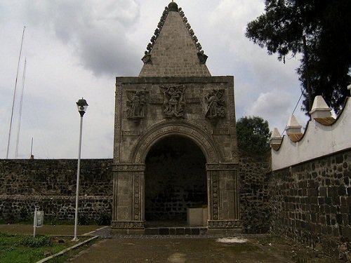 Paseo por Mexico Art of the Former Franciscan Convent of Calpan