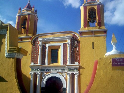 Paseo por Mexico Church of San Francisco in Chalchicomula de Sesma