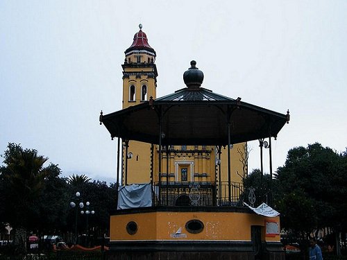 Paseo por Mexico Kiosk and municipal park of Chalchicomula de Sesma