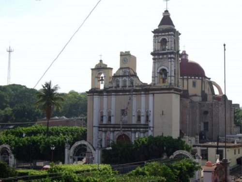 Paseo por Mexico Temple of San Francisco in Chietla