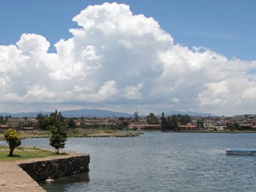 Paseo por Mexico Almoloya Lagoon in Chignahuapan