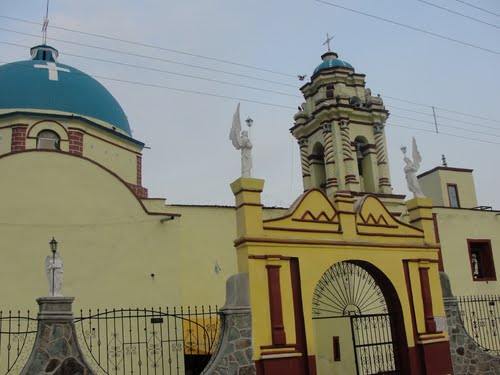 Paseo por Mexico Parish Church of Chila de la Sal