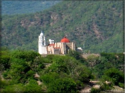 Paseo por Mexico Parish church of Saint Mary of the Assumption in Cohetzala