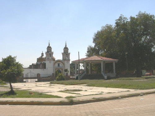 Paseo por Mexico The Church of San Francisco Ocotlan in Coronango