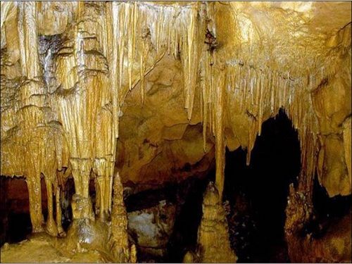 Paseo por Mexico Atepolihui Caves in Cuetzalan del Progreso