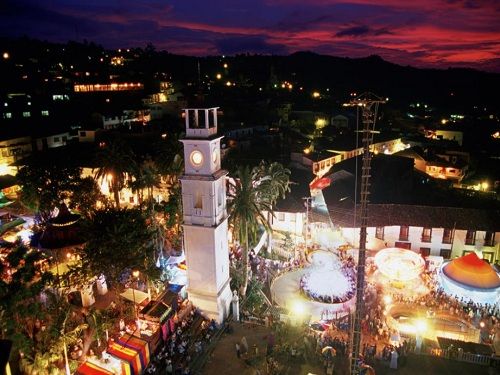 Paseo por Mexico Municipal clock of Cuetzalan del Progreso