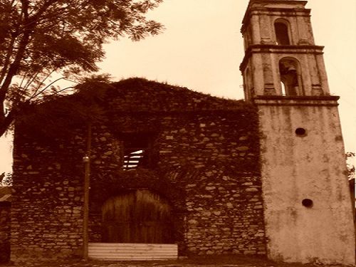 Paseo por Mexico Parish church of Saint Michael the Archangel in Eloxochitlán