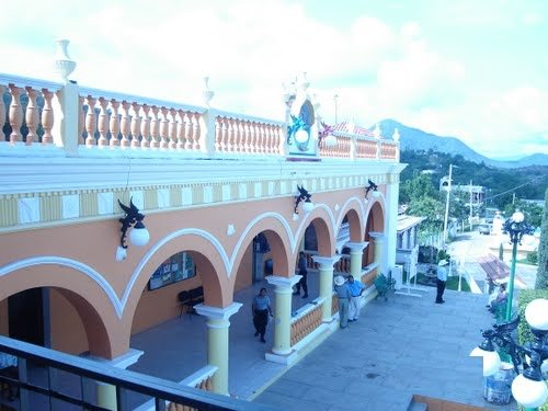 Paseo por Mexico Guadalupe Municipal Palace