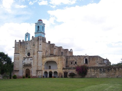 Paseo por Mexico Former convent of Huaquechula