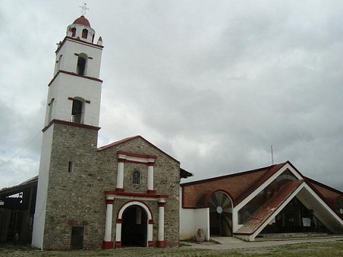 Paseo por Mexico San Miguel Antigua Parish in Huauchinango