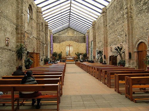 Paseo por Mexico Inside of the Sanctuary of the Lord in his Holy Burial in Huauchinango