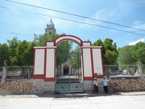 Paseo por Mexico Temple of Saint Nicholas of Huehuetlán el Chico