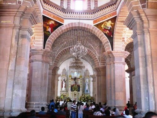 Paseo por Mexico Inside of the Texocuixpan Church in Ixtacamaxtitlán