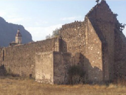 Paseo por Mexico Chapel of the Santiago neighborhood in Ixtacamaxtitlán