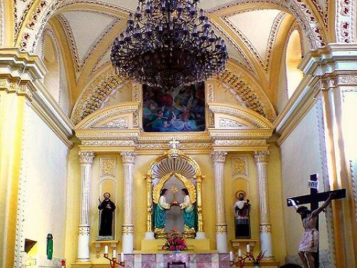 Paseo por Mexico Inside of the Church of Saint John of God in Izucar de Matamoros