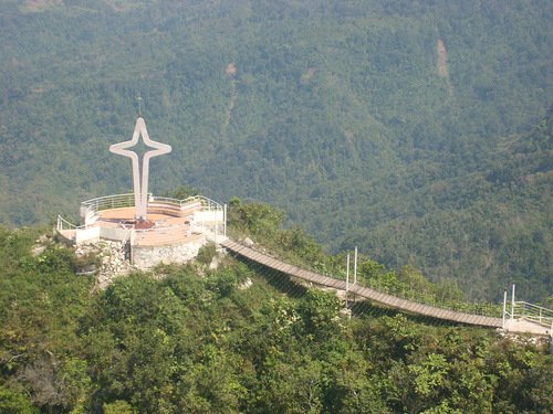 Paseo por Mexico The viewpoint hill in Jonotla