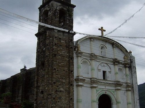 Paseo por Mexico Chicontla Parish Church in Jopala