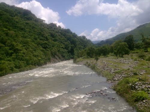 Paseo por Mexico Necaxa River in Jopala