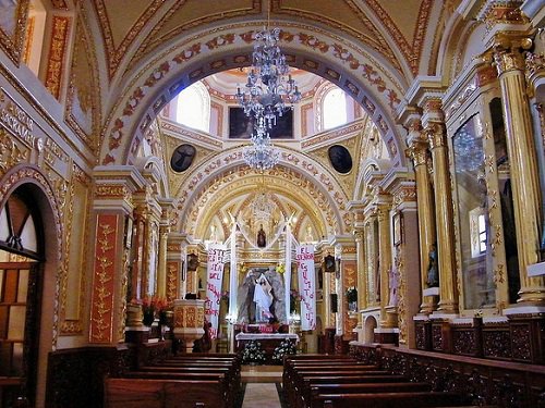 Paseo por Mexico Inside of the parish church dedicated to Santa Clara Ocoyucan