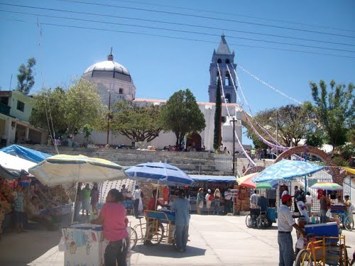 Paseo por Mexico Church of San Martin Tecuutitlan in Piaxtla