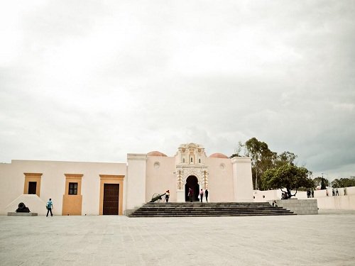 Paseo por Mexico Loreto Fort in Puebla