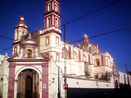 Paseo por Mexico Temple of Saint John of God in Puebla