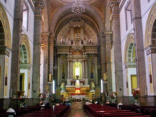 Paseo por Mexico Inside of the Temple and former convent of La Merced in Puebla