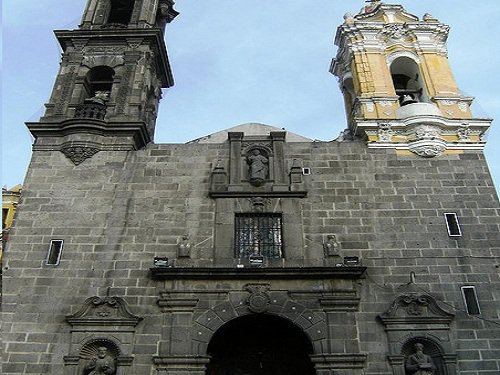 Paseo por Mexico Parish of Santiago in Puebla