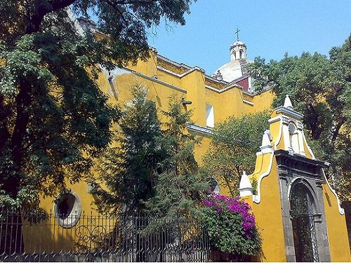 Paseo por Mexico Former convent of San Agustin in Puebla