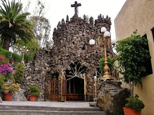 Paseo por Mexico Our Lady of Lourdes Temple in the Grotto in Puebla