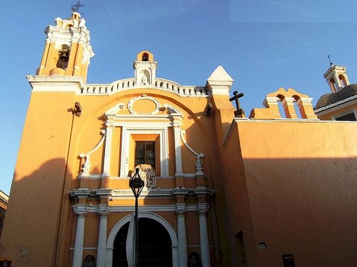 Paseo por Mexico Chapel of Saint John Lateran in Puebla