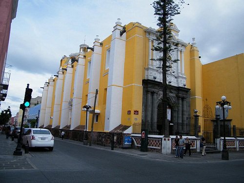 Paseo por Mexico Temple of the Capuchins in Puebla