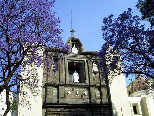 Paseo por Mexico Church of Concord in Puebla