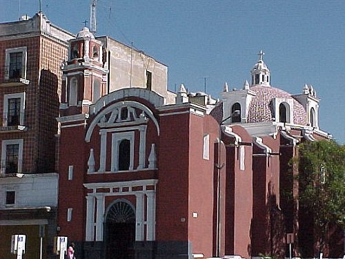 Paseo por Mexico Chapel of Dolores del Puente in Puebla