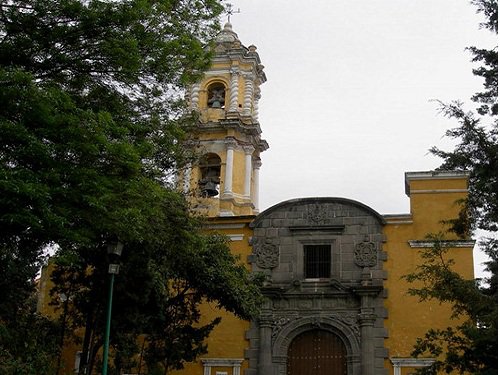 Paseo por Mexico Church of San Juan del Rio in Puebla