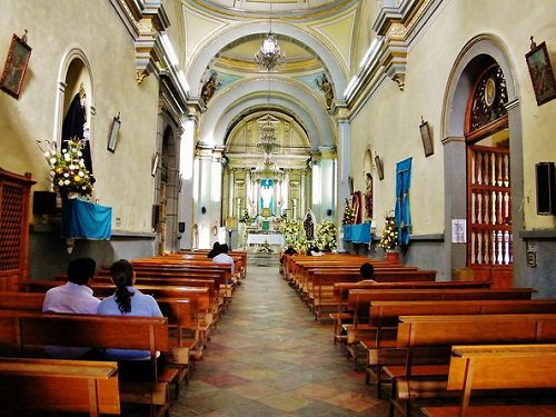 Paseo por Mexico Inside of the Parish of the Holy Guardian Angel in Puebla