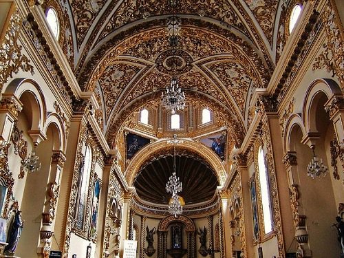 Paseo por Mexico Inside of Our Lady of Lightning Parish in Puebla